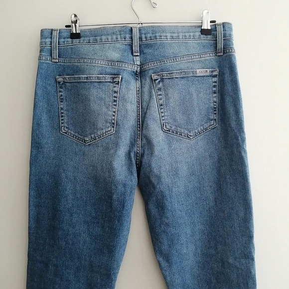 Joe's High Rise Straight Leg Ankle Jeans in Canella Distressing 31 (12) - Picture 6 of 16